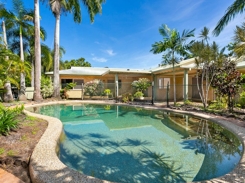 Houses for Sale in Clifton Beach, QLD 4879