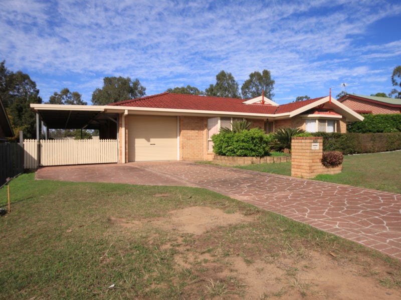 136 Equestrian Drive, Yamanto, QLD 4305
