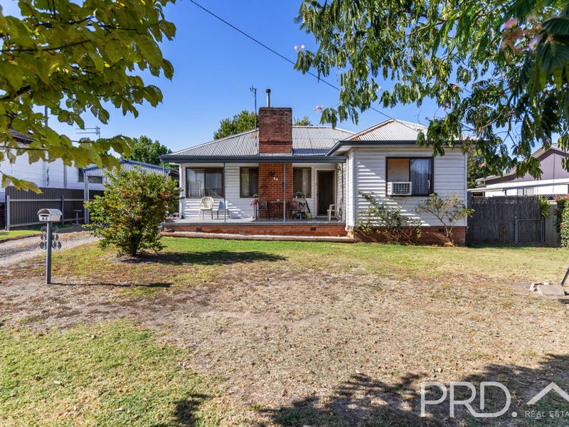 44 Vyner Street, Tumut, NSW 2720 House for Sale