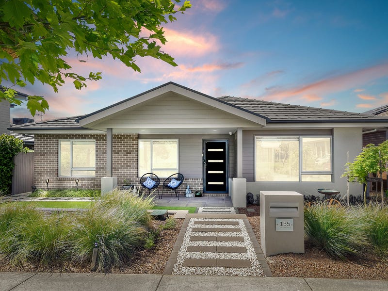 135 Gorman Drive, Googong, NSW 2620 Property Details