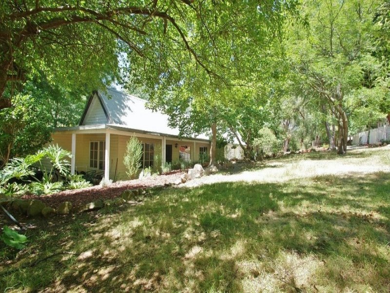 22 Gibbs Road, Healesville, Vic 3777 Property Details