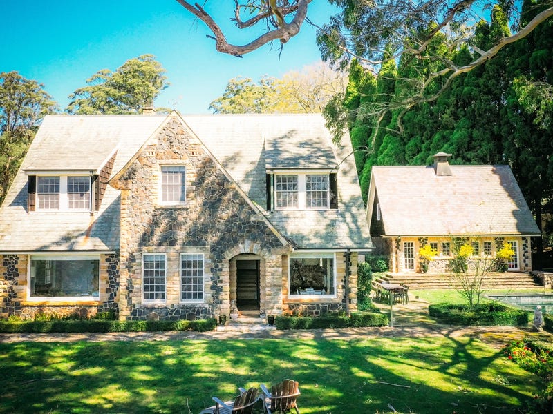 184 186 Oxley Drive, Mittagong, NSW 2575 House for Sale