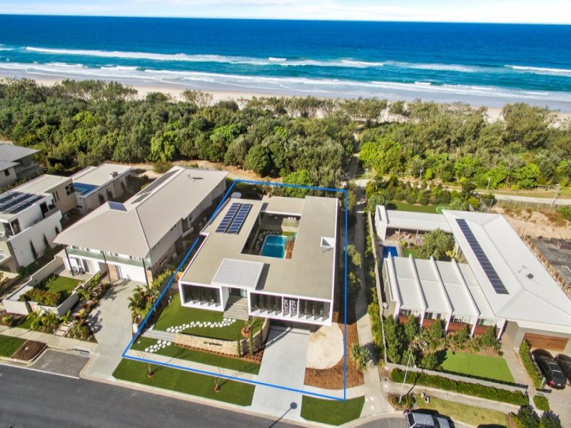 33 Cylinders Drive, Kingscliff, NSW 2487