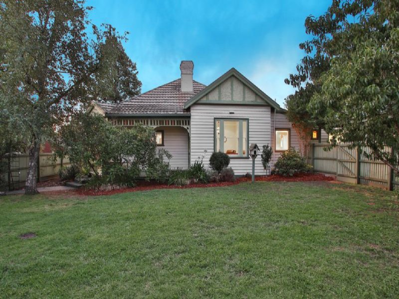 21 Ervin Road, Kilsyth, Vic 3137 Property Details