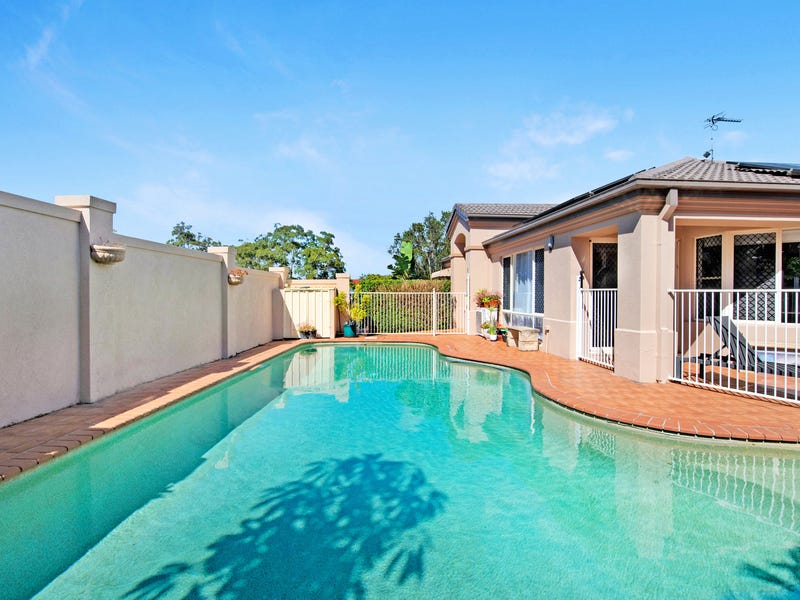 6 Abby Crescent, Ashmore, Qld 4214 Property Details