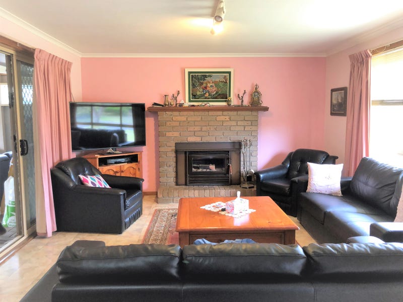 2 Endeavour Drive, Torquay, VIC 3228