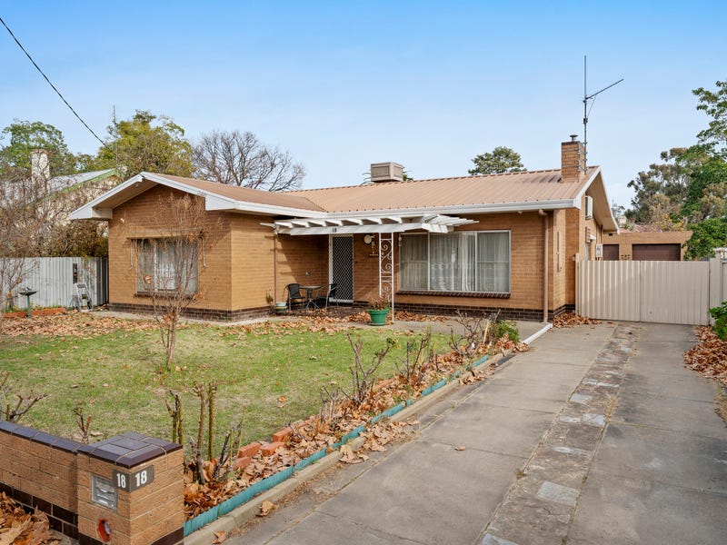 18 Anderson Street, Euroa, Vic 3666 House for Sale