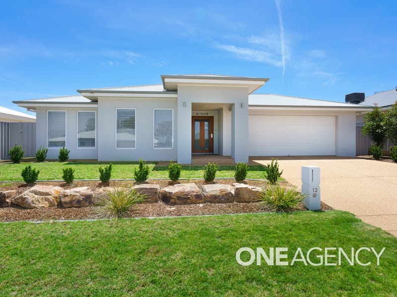 12 Yenda Avenue, Gobbagombalin, NSW 2650 Property Details