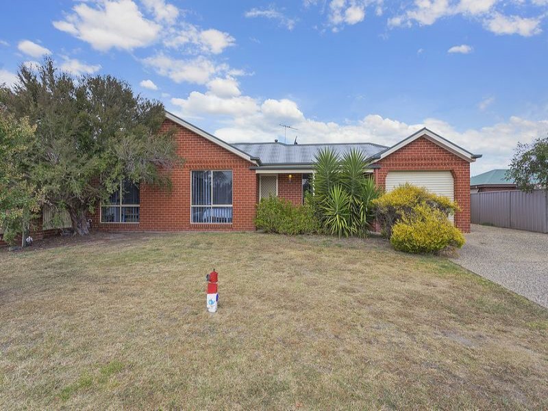 2 Links Street, West Wodonga, VIC 3690