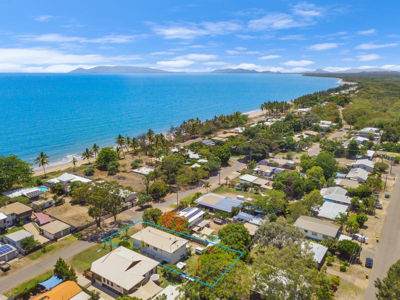 29 Reef Street, Saunders Beach, QLD 4818