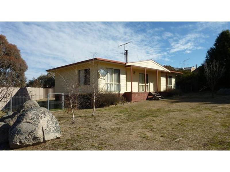 6 Kunama Close, Berridale, NSW 2628