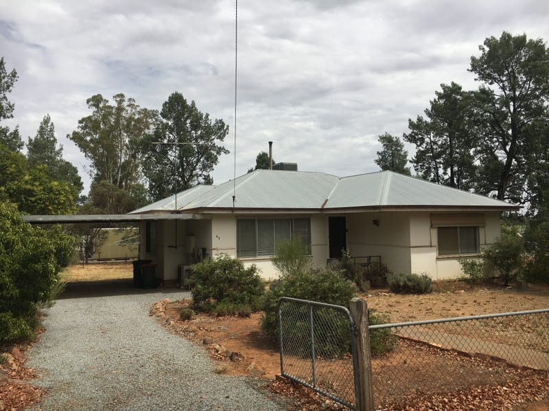 43 Bygoo Street, Ardlethan, NSW 2665 Property Details