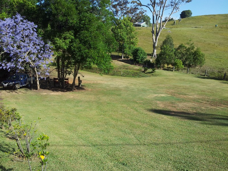 16 Palmer Street, Kin Kin, QLD 4571