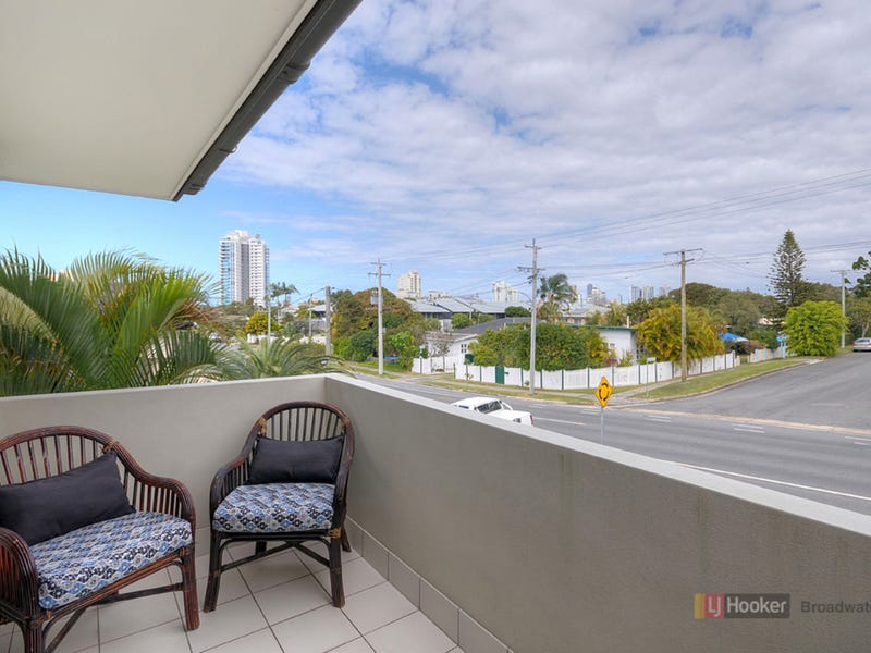 49 Central Street, Labrador, QLD 4215