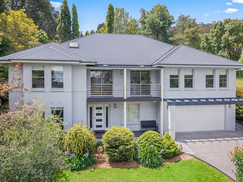 44 Oxley Drive, Bowral, NSW 2576 Property Details