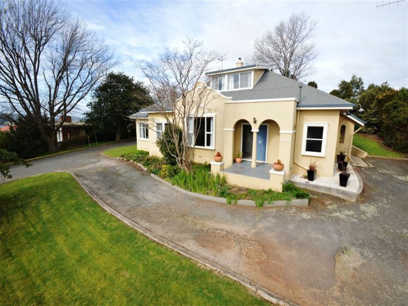 22 Parsonage Street, Deloraine, Tas 7304 Property Details