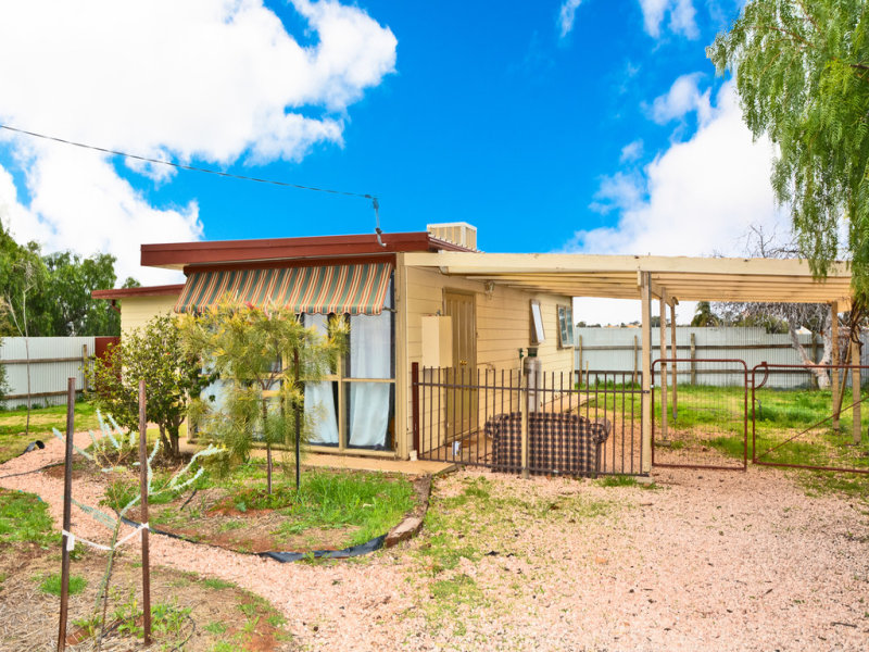 20 Hawdon Street, Dareton, NSW 2717 Property Details