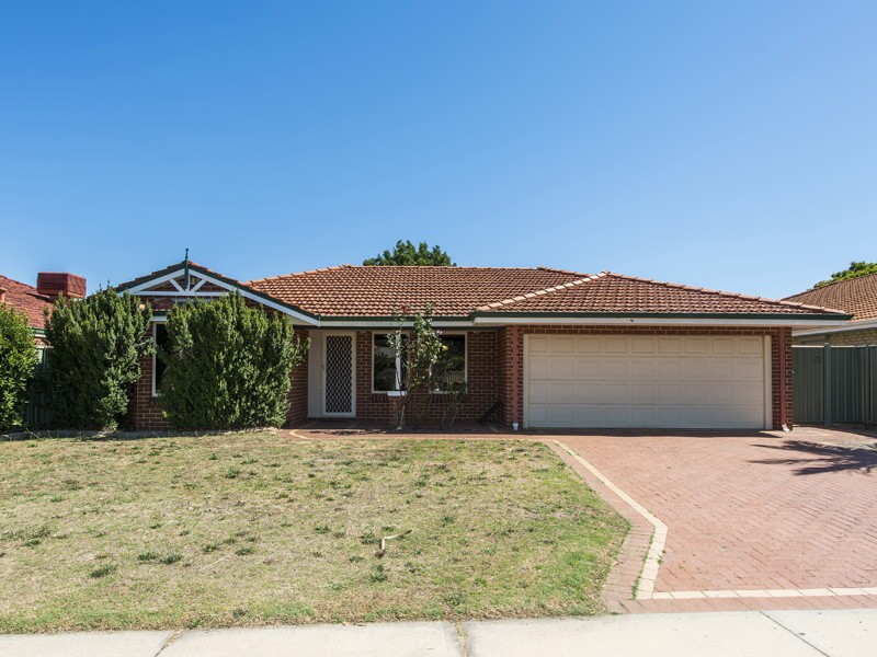 31 Feeney Gardens, High Wycombe, WA 6057