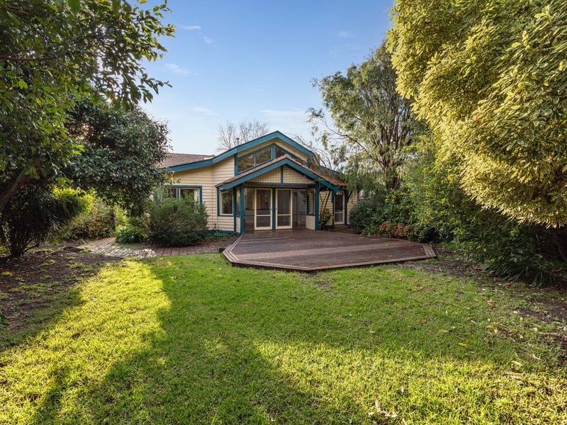 8 Conway Crescent, Balwyn, Vic 3103 Property Details