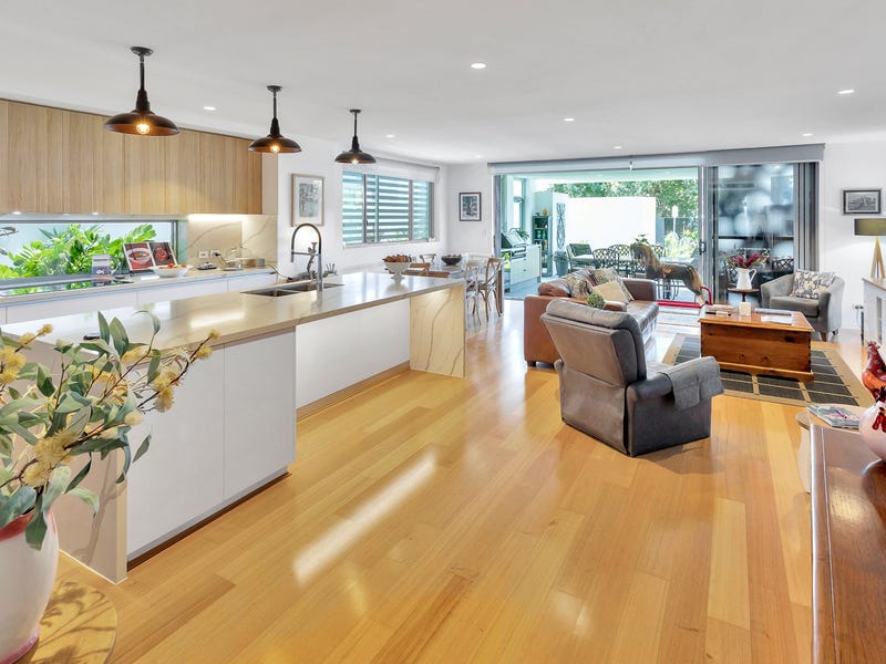 1/131 Flinders Parade, Scarborough, QLD 4020