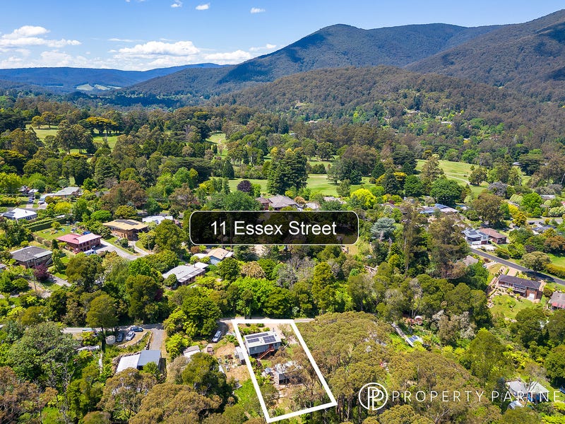11 Essex Street, Warburton, Vic 3799 House for Sale