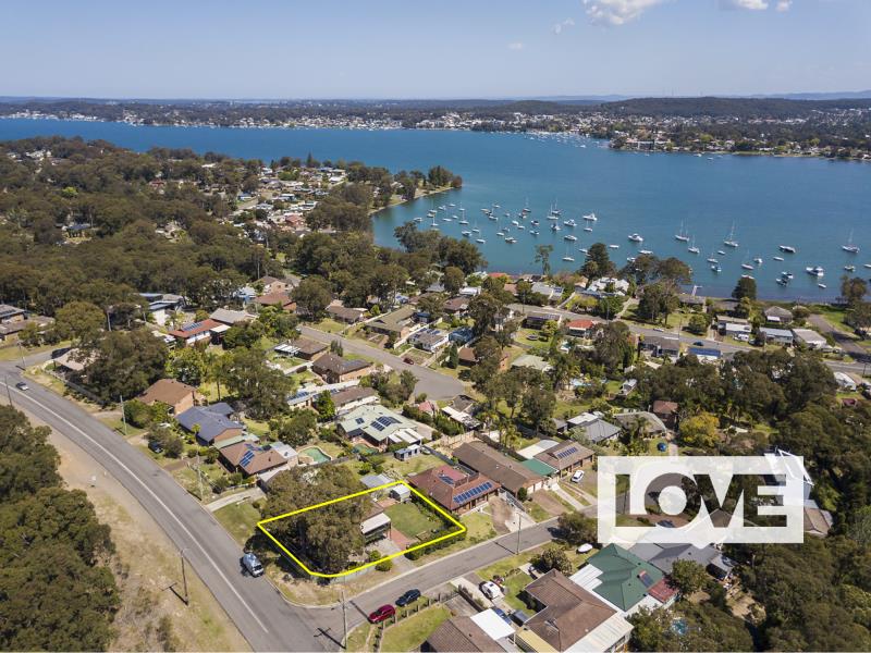 105 The Ridgeway, Bolton Point, NSW 2283