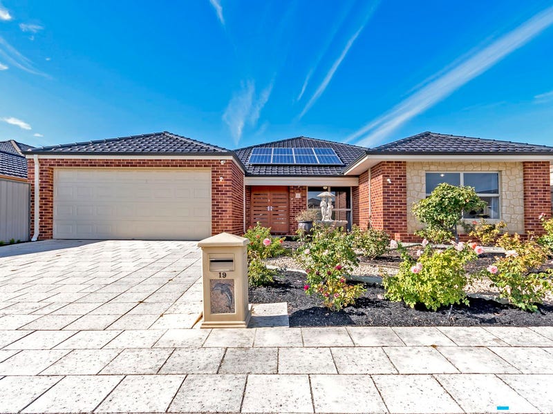 19 Cairo Way, Wanneroo, WA 6065 House for Sale