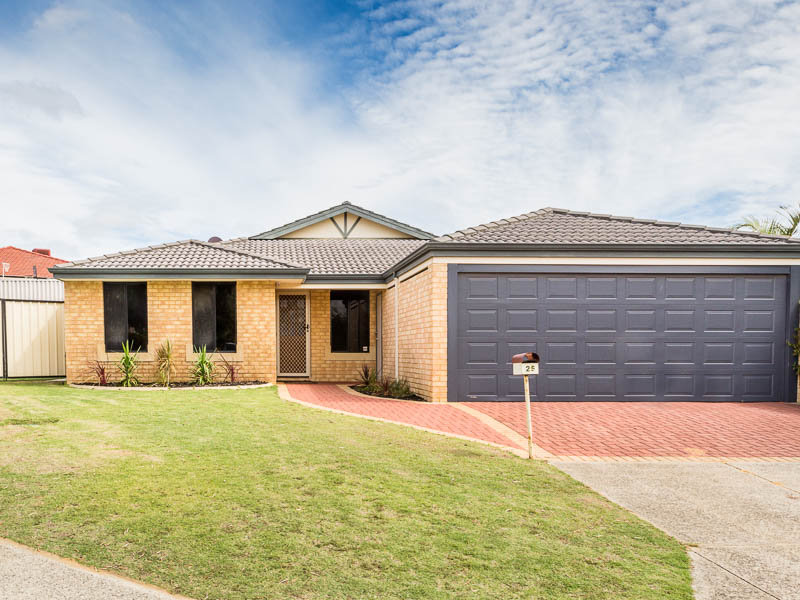 25 Holyrood Close, Orelia, WA 6167 Property Details