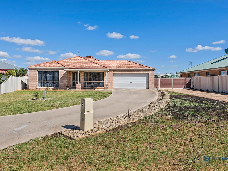 Houses for Sale in Yarrawonga, VIC 3730 Pg. 2