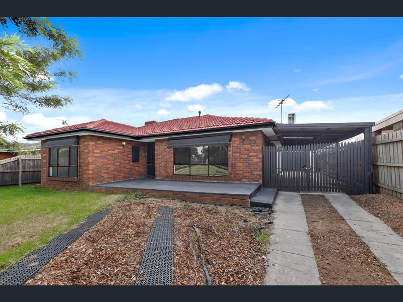 100 Feathertop Drive, Wyndham Vale, VIC 3024