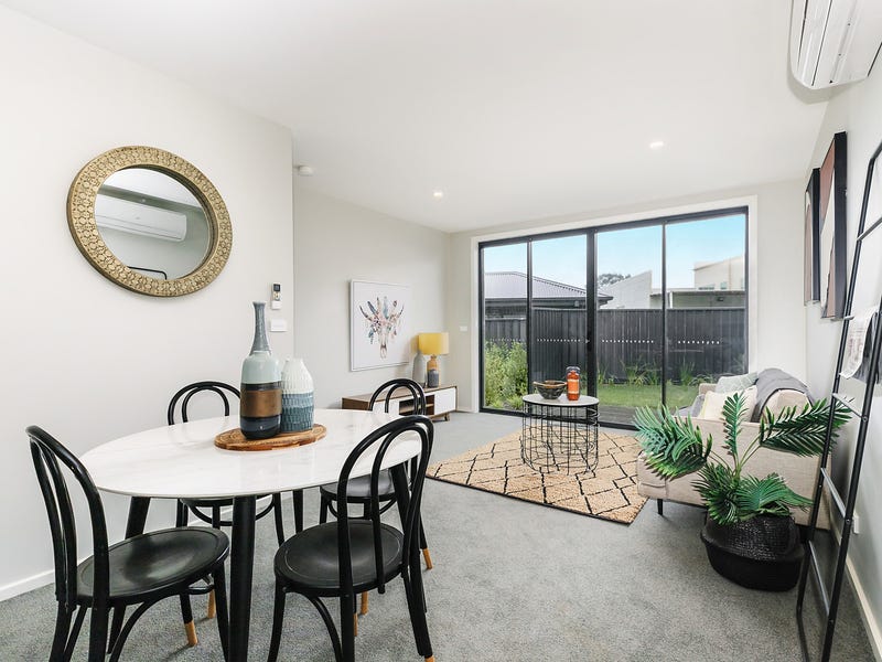10/7 Shewcroft Street, Watson, ACT 2602 Property Details