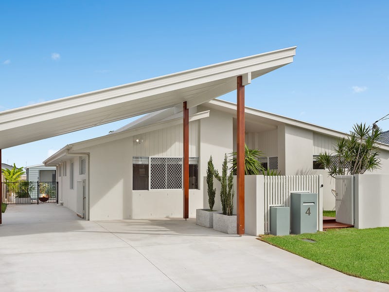 4 Michael Street, Golden Beach, QLD 4551