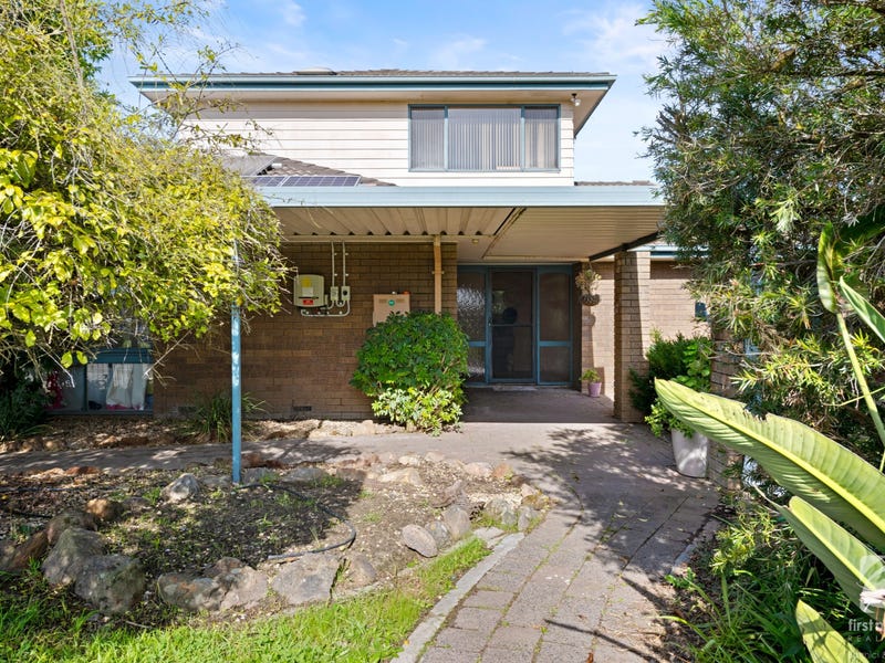 16 Sapphire Circuit, West Wodonga, VIC 3690