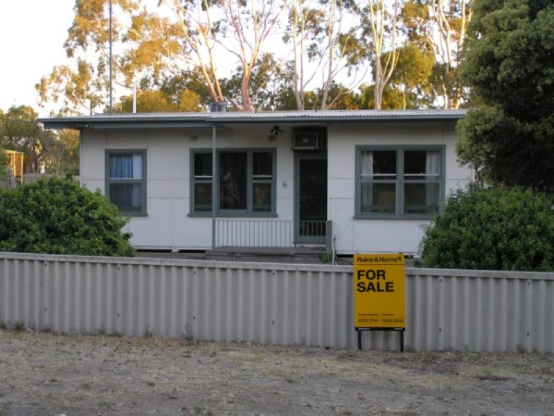 6 Kullaroo Road, Victor Harbor, SA 5211