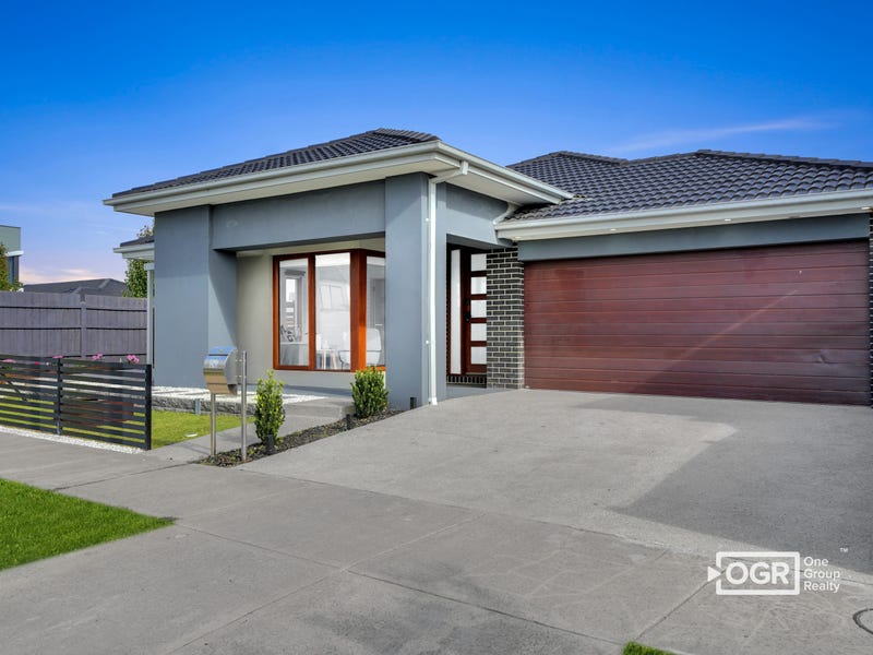 84 Ellscott Boulevard, Mickleham, Vic 3064 Property Details