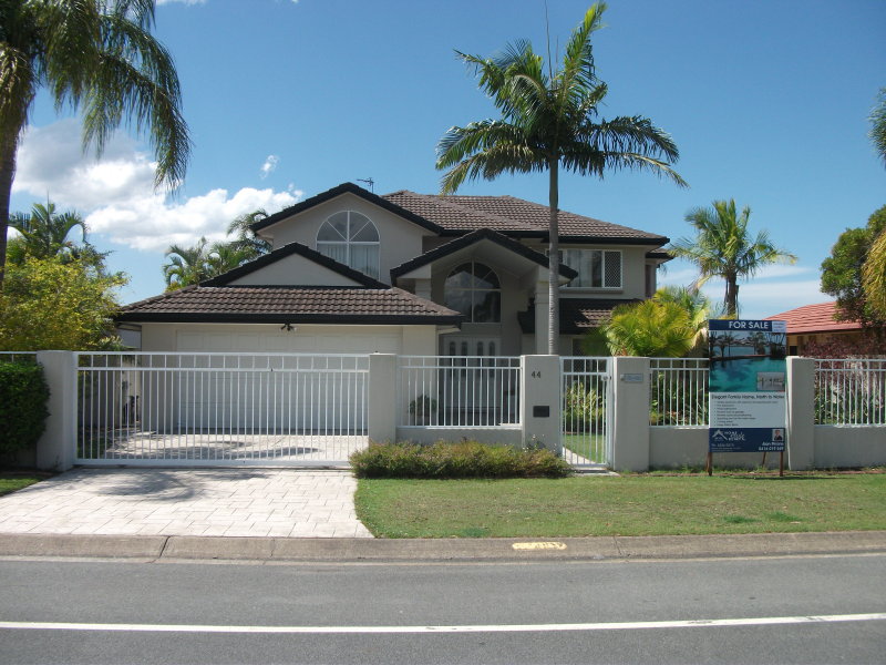 44 Monterey Keys Drive, Helensvale, Qld 4212 Property Details