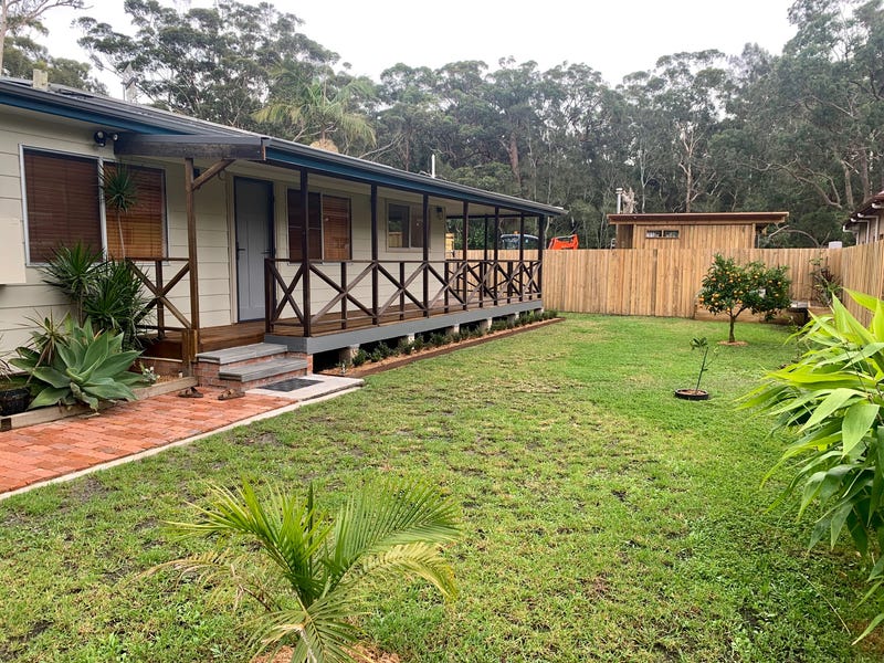 218 Charlotte Bay Street, Charlotte Bay, NSW 2428