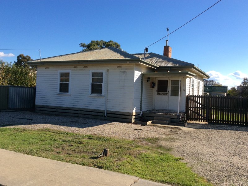 34 Batten Street, Seymour, Vic 3660 Property Details