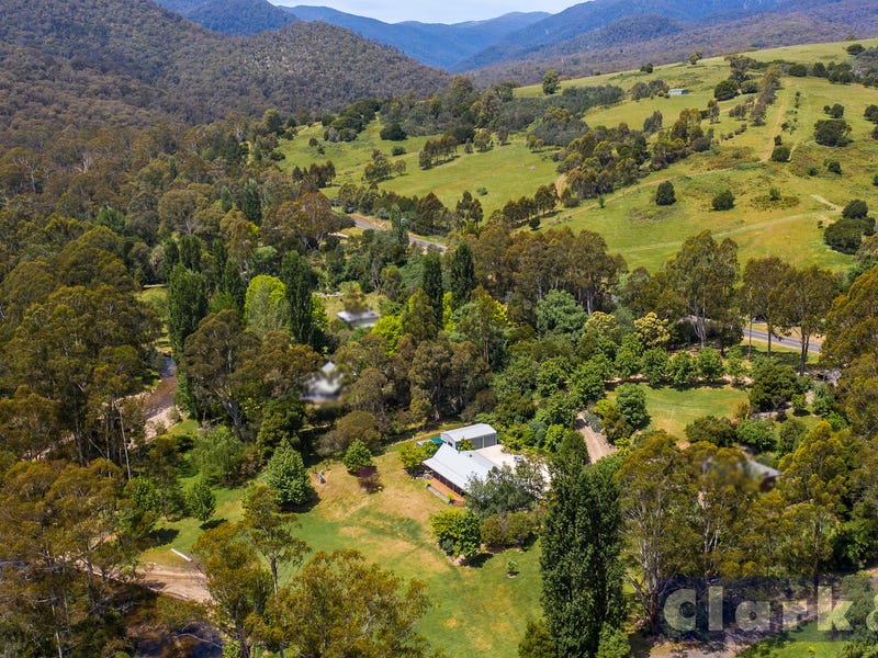 2595 Mount Buller Road, Merrijig, Vic 3723 Property Details