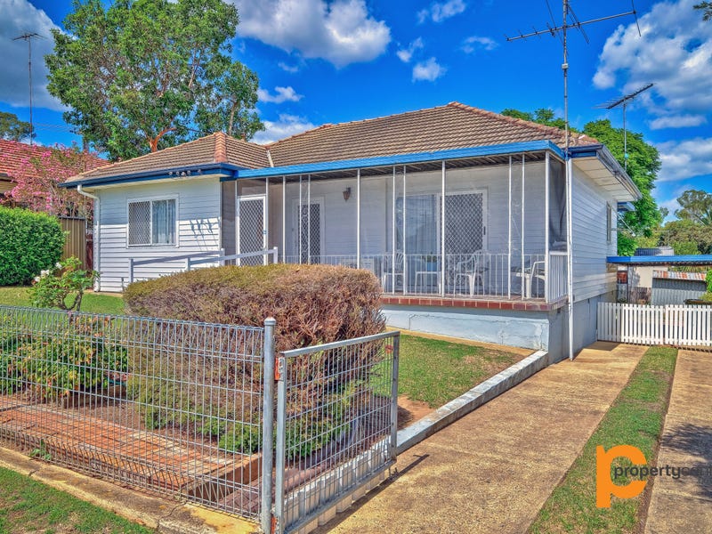 94 Stafford Street, Penrith, NSW 2750 Property Details