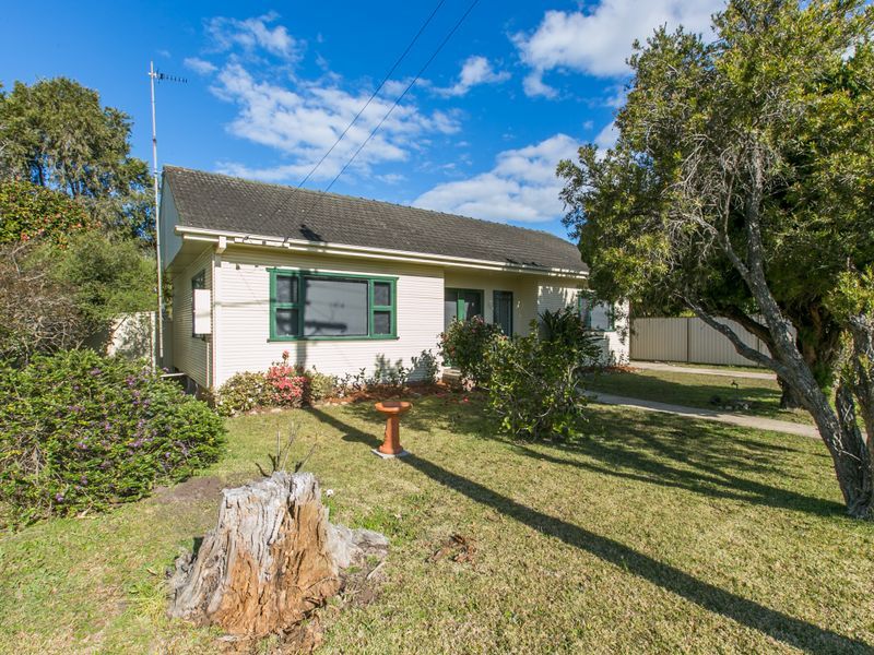 36 Wooroo Street, Albion Park Rail, NSW 2527