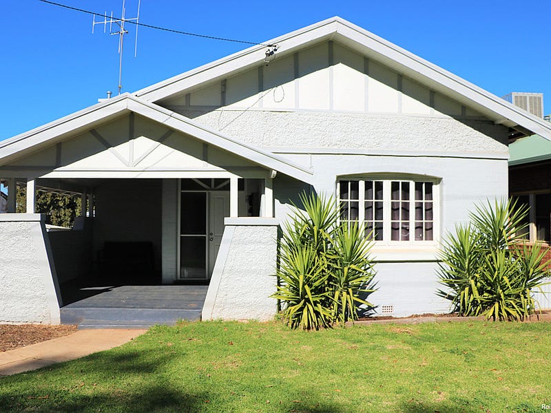 51 Victoria Street, Parkes, NSW 2870