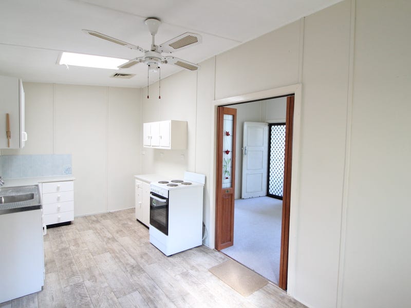 27 Hobart Avenue, Umina Beach, NSW 2257