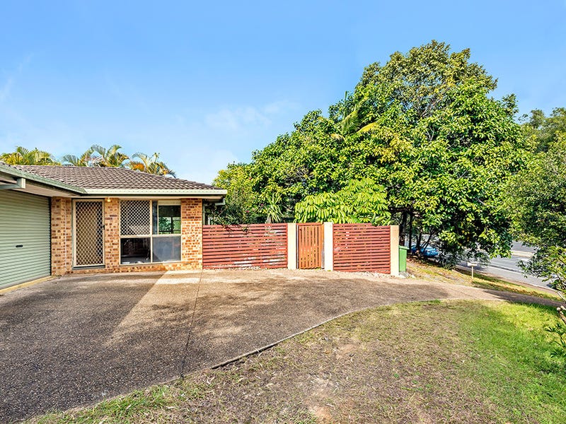 2/13 Napper Road, Arundel, QLD 4214