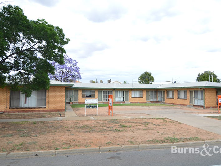 1 8/72 Seventh Street, Mildura, Vic 3500 Property Details