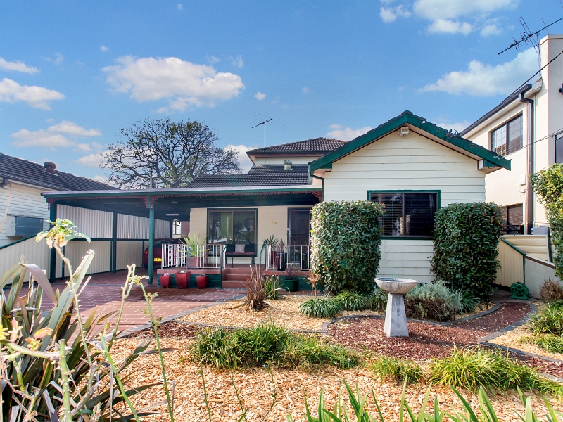 39 Clarke Street, Bass Hill, NSW 2197