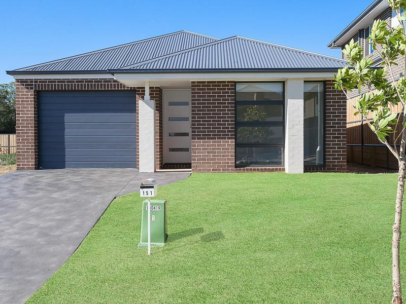 151 Longerenong Avenue, Box Hill, NSW 2765