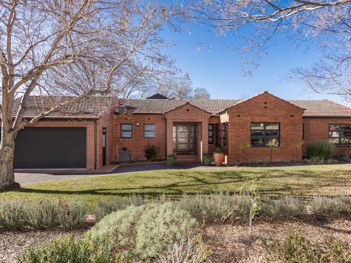 75 Captain Cook Cres, Griffith, ACT 2603