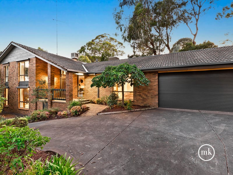 7072 Corowa Crescent, Greensborough, Vic 3088 Property Details