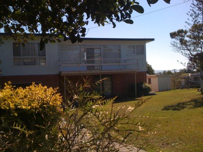 14 Vernon Street, Scotts Head, NSW 2447